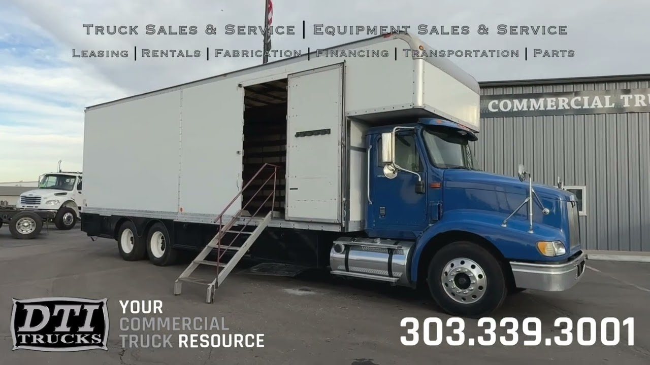 **SOLD** Pre Emissions 33' Tandem Axle Box Truck!