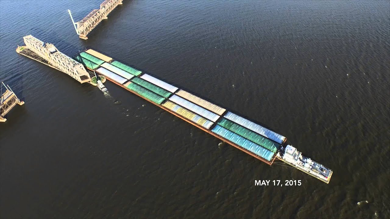 Barge Stuck at Fort Madison Bridge