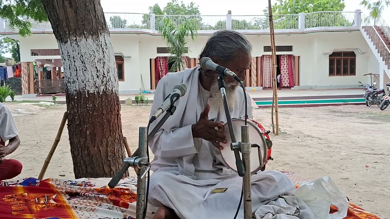 भुलाइ गया मनुवा जानि के 