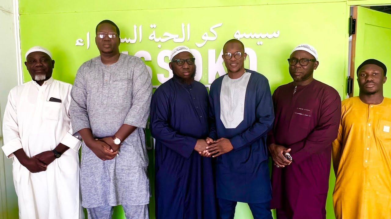 Visite Cheikh Mamedy boune Bakary Toure SISSOKO HABBATU MÉDECINE PROPHETIQUE AU PREMIER Rang