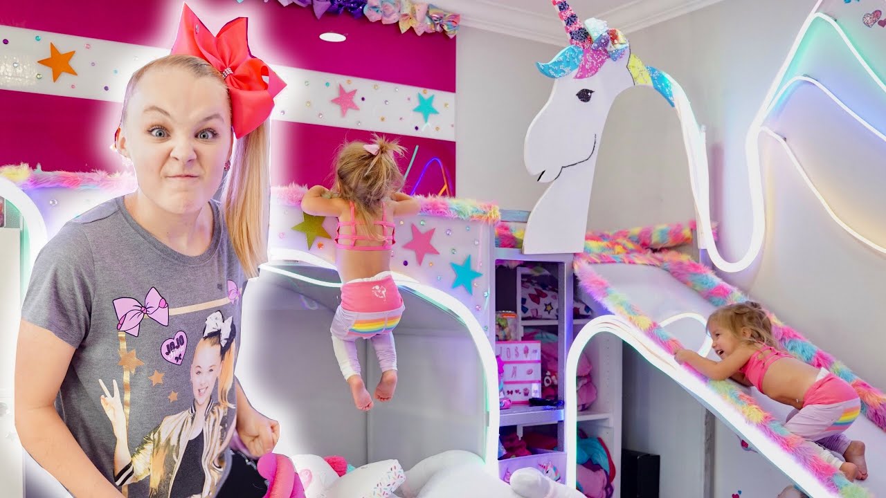 DESTROYING JOJO SIWA'S NEW ROOM she got MAD