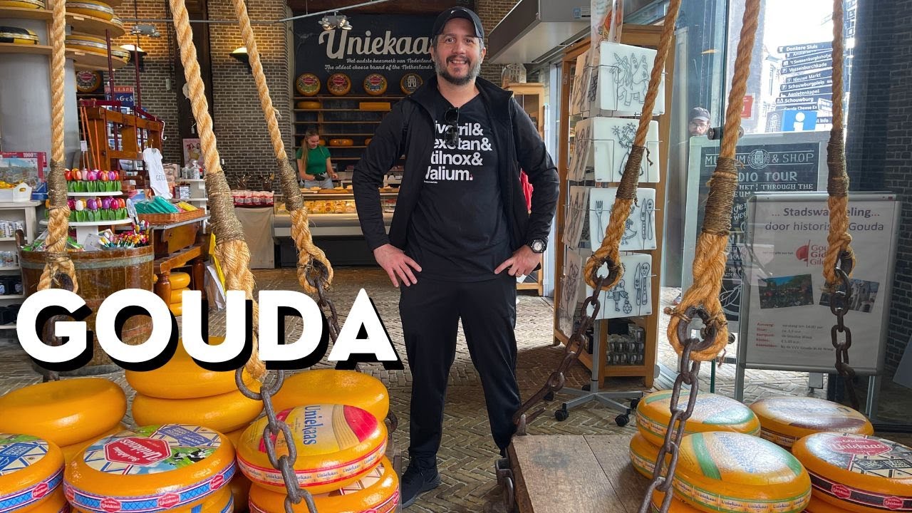 PASSEANDO POR GOUDA A CIDADE DO QUEIJO E DO STROOPWAFEL NA HOLANDA - DIA DE FEIRINHA