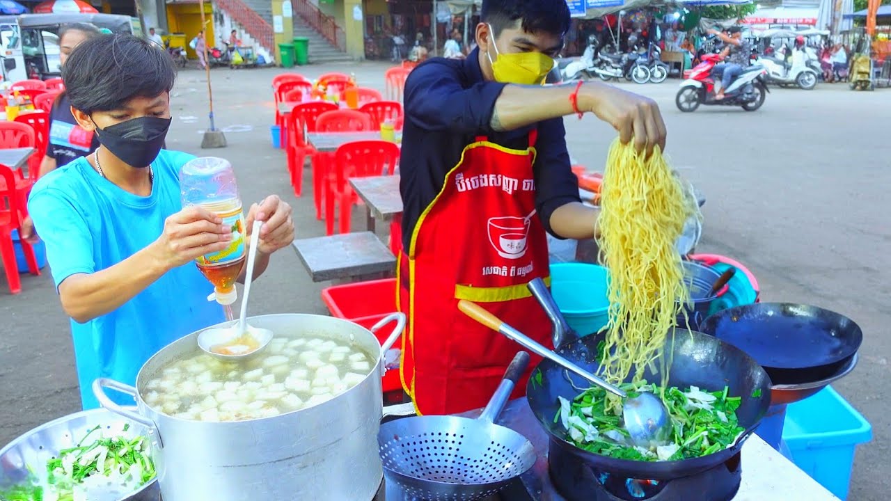 BEST Cooking Skills by CAMBODIAN Street Food Vendors
