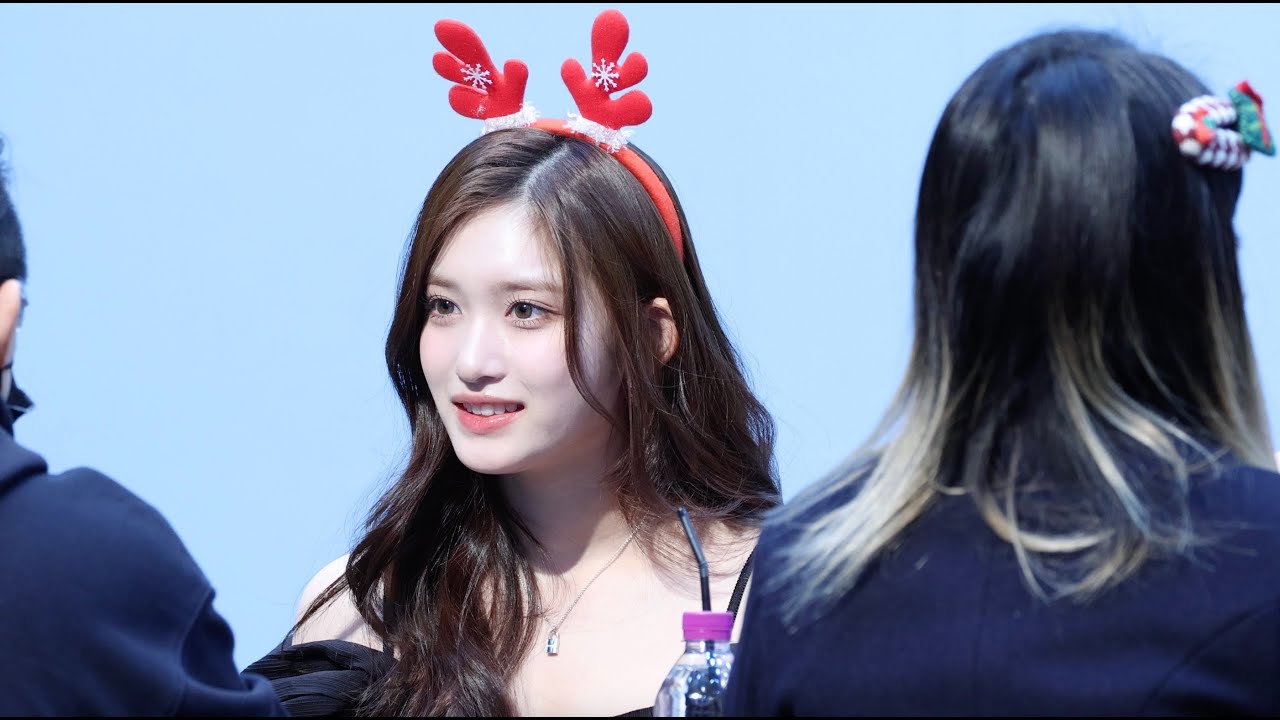 내가 제일 좋아하는 현서 ❤️ 아이브 싸운드웨이브 팬싸. 다이브들과 얘기하는 천사 같은 아이. IVE leeseo 이서 231224