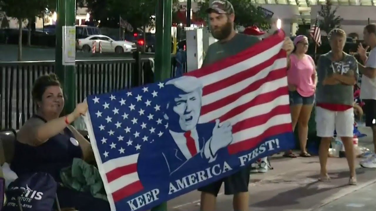 Crowds grow for Trump rally in Orlando
