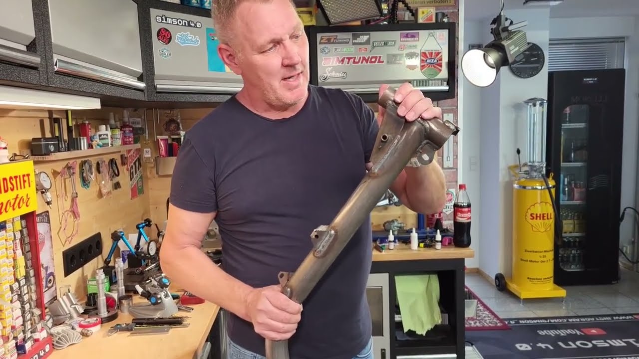 Neuer Sachsenmoped Simson - Rahmen im Detail ! Neurahmen f&uuml;r Marvin&acute;s Unfallmoped !