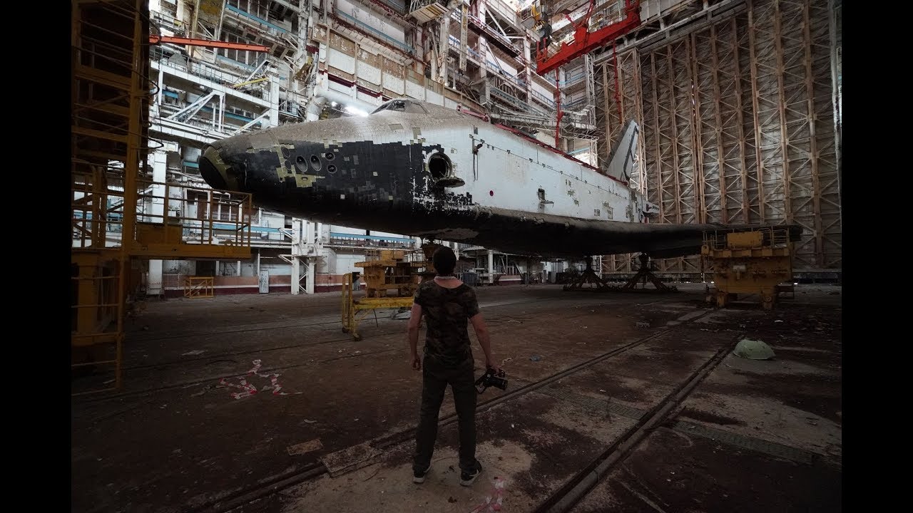 Trip to abandoned space shuttles