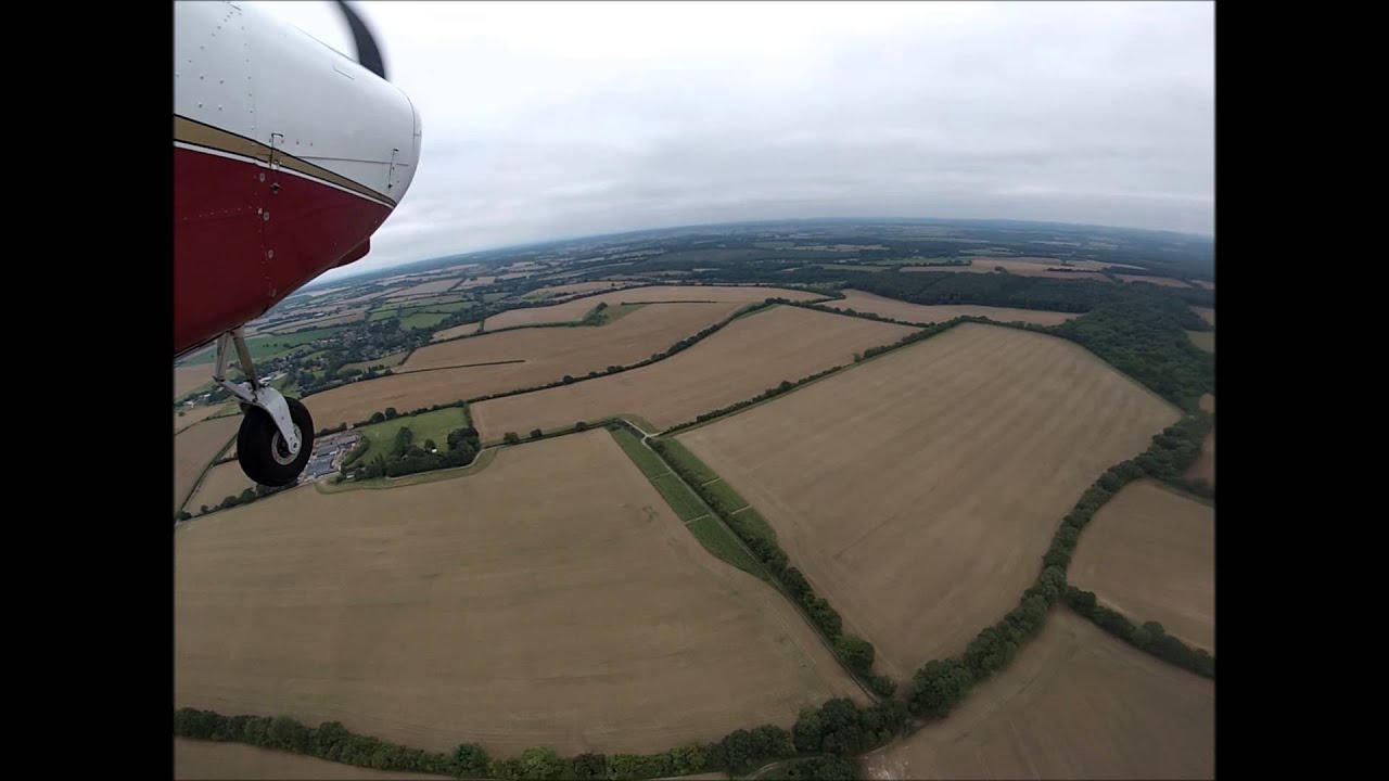 Tricky landing at Popham airfield