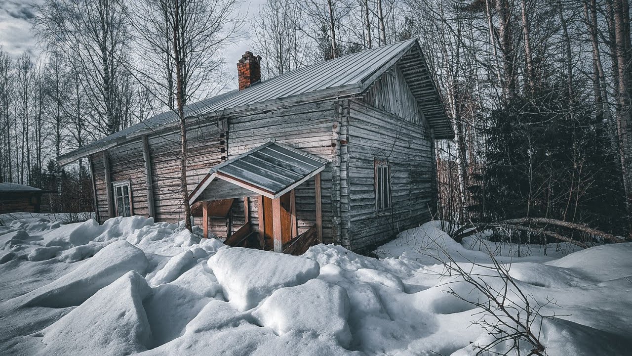 Keväistä hankikantoa pitkin autiotalolle Pohjois-Karjalassa. (arkistojen kätköistä)