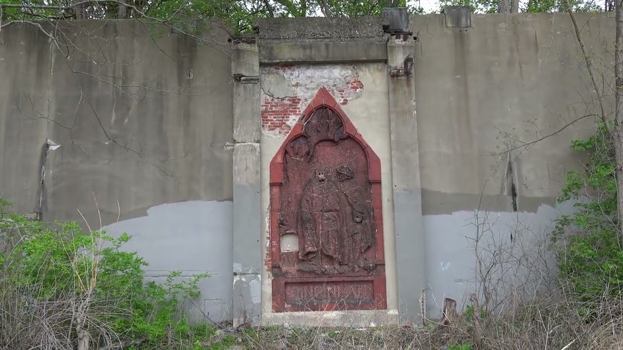 Cincinnati's  Hidden  Railroad  Station