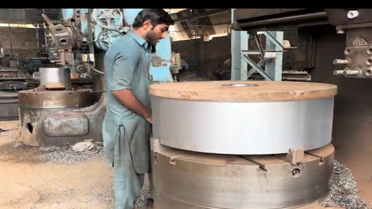 From RAW Steel to Heavy Duty Machining Process with 100yrs old British Vertical Lathe(480P)