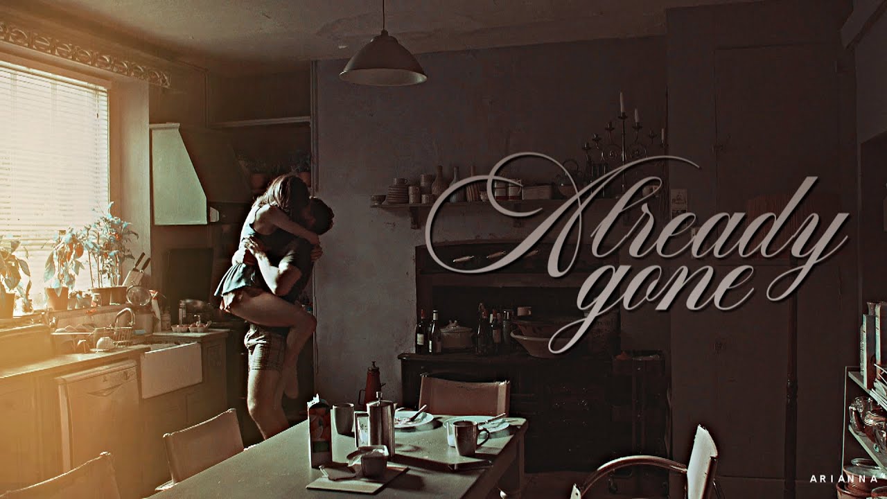 Already gone | Multicouples (Secret Santa @RuxAshes )