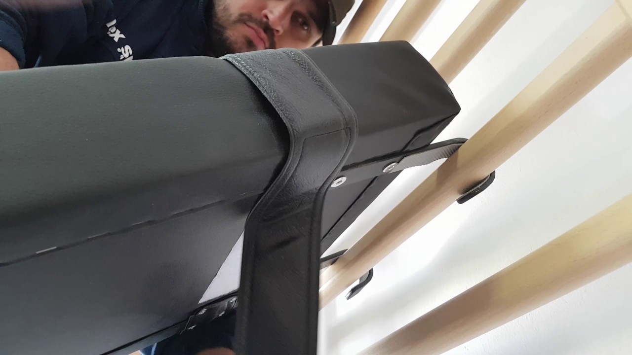 Abdominal bench for stall bars