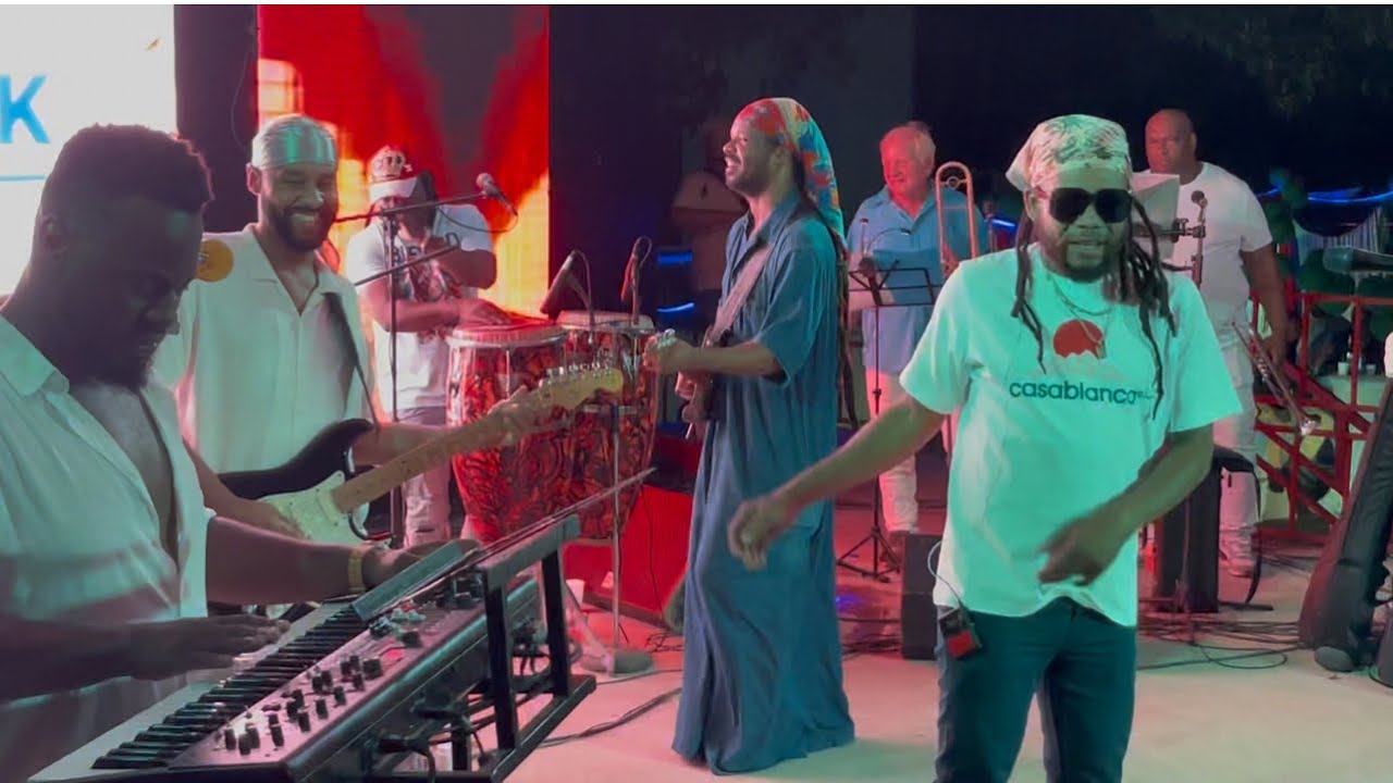ZAFEM FULL PERFORMANCE LIVE HINCHE 18 DÉC 2025 LE MANGUIER HOTEL KRAZE SA PLAAT.