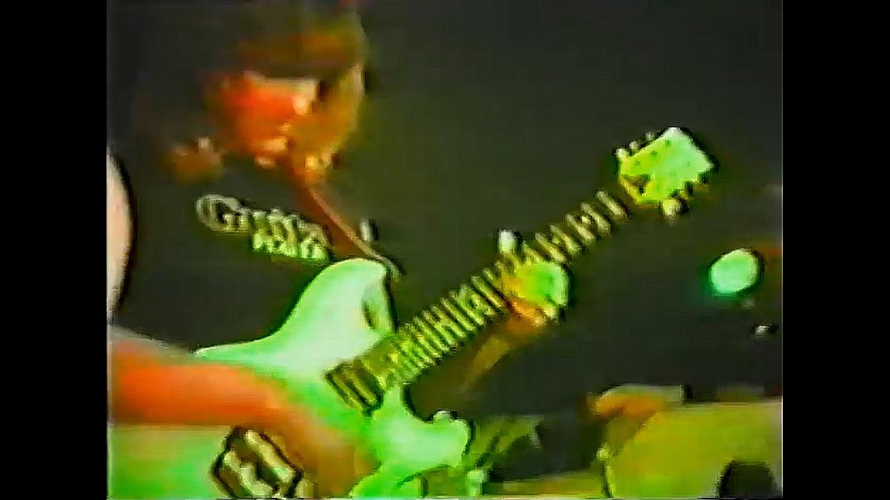 TRIUMPH- Ordinary Man *RIK EMMETT LIVE WITH BACKING TRACK (1985)*