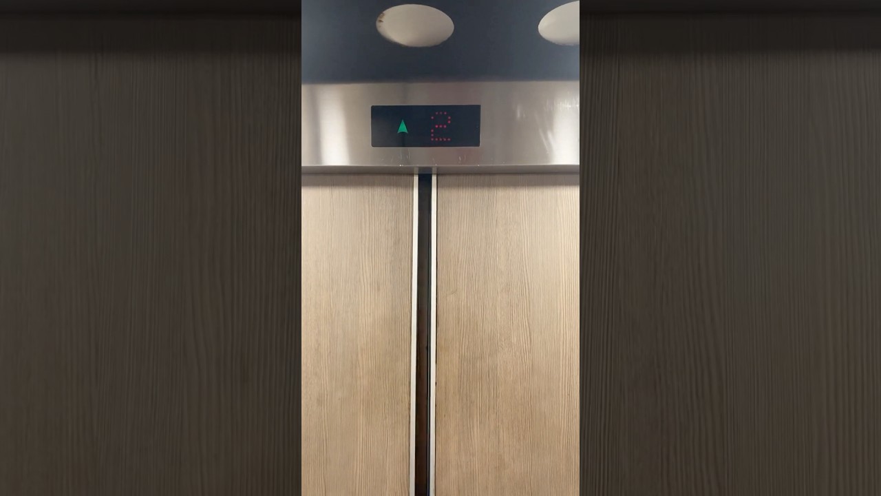 #Fujitec Royal Superdyne A2TGM Traction #Elevator (Carpark) - Far East Plaza, #Singapore #shorts