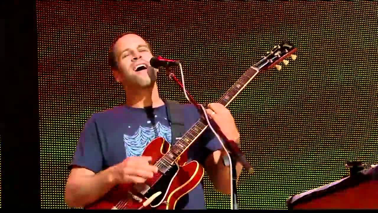Jack Johnson - At Or With Me / Crosstown Traffic (Live at Farm Aid 2013)