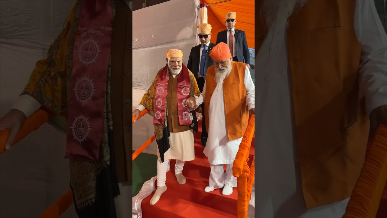 PM Modi meets Sant Niranjan Dass Ji at Dera Sachkhand Ballan