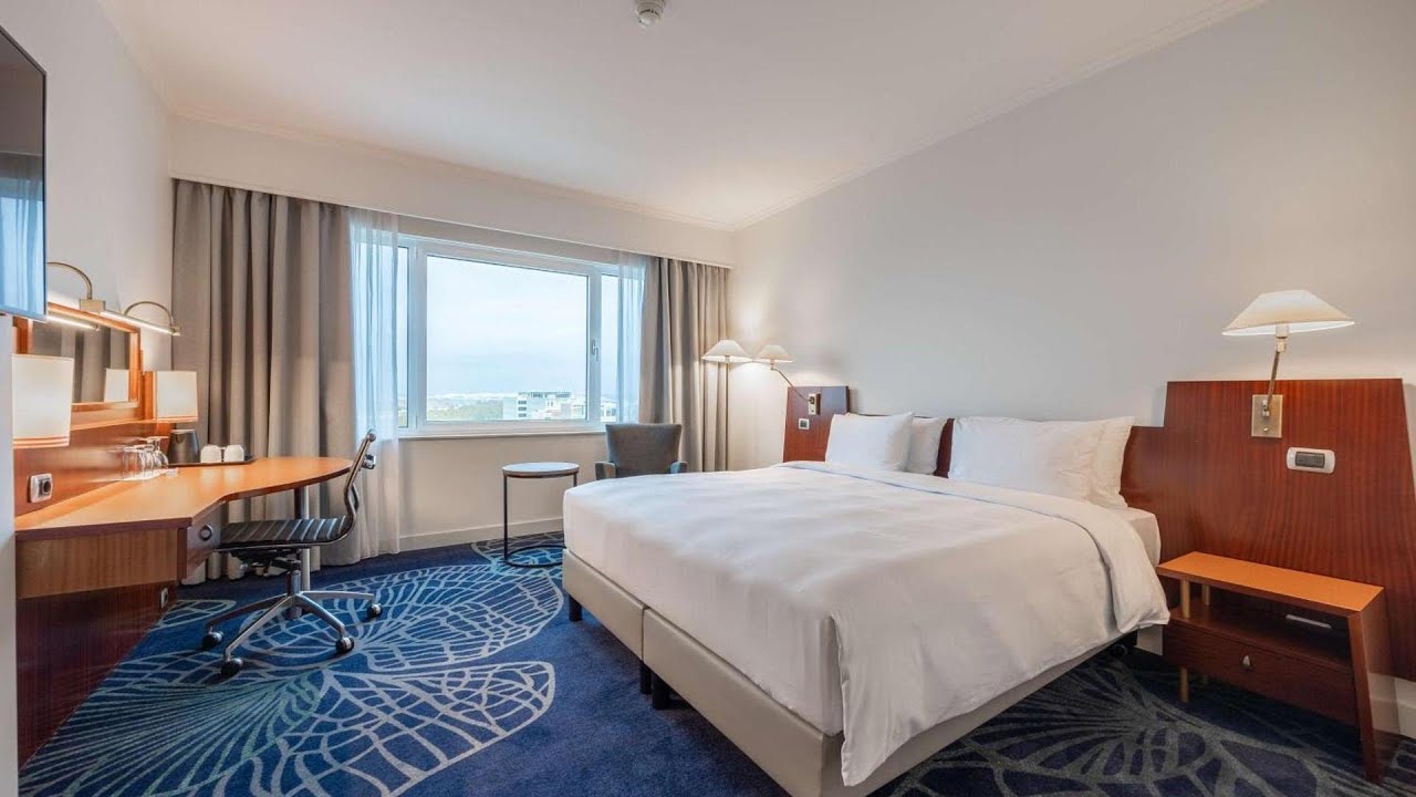 Radisson Blu Hotel Amsterdam Airport, Schiphol, Netherlands | Travel Facts