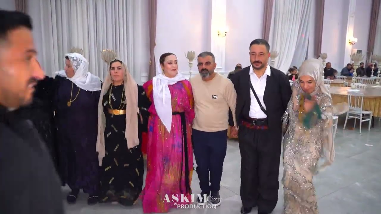 Beraat & Tuba ÇAĞLAR Ailesinin Kına gecesi - 03