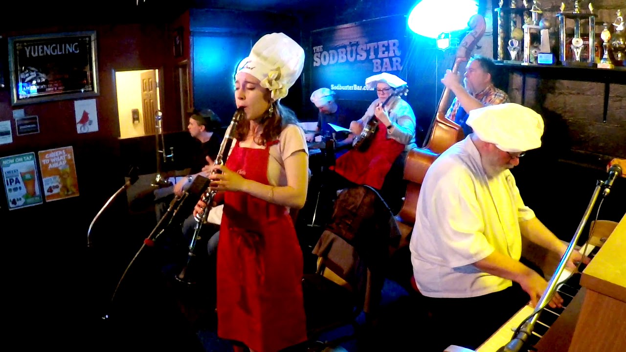 Chloe Feoranzo w/Chefs of Dixieland - When You Wore A Tulip