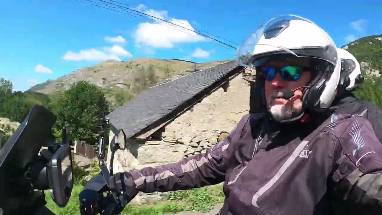 Kawasaki Versys 1100 - 2025 Tour Pyreneeën Col d' Aubisque, Byrède, Pourtalet September 2025