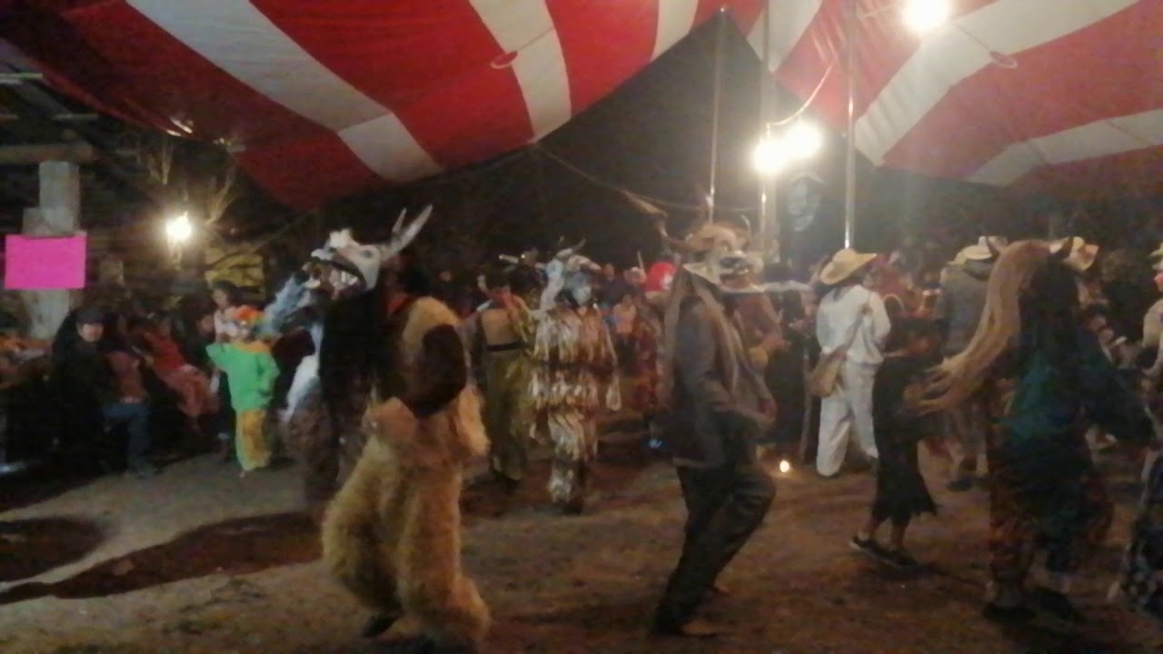 Parada de bandera en Atopixco Hidalgo 08/02 /2020 1