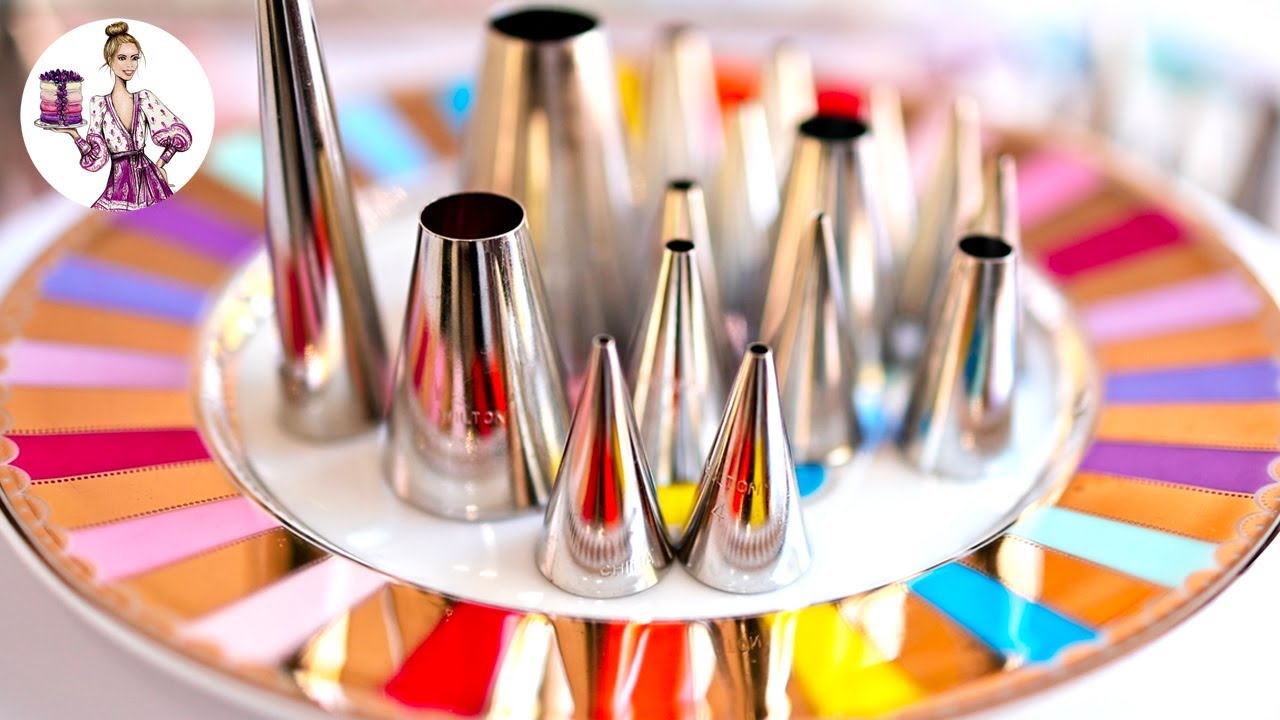 Part 1 ✅: All different types of piping tips: Their classification and how to use them ! Stay tuned!