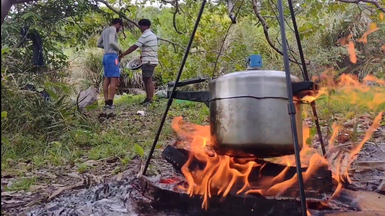 ACAMPAMENTO NO AÇUDE DO ARAÇAGI. UMA NOITE COM MUITA CHUVA E FRIO.