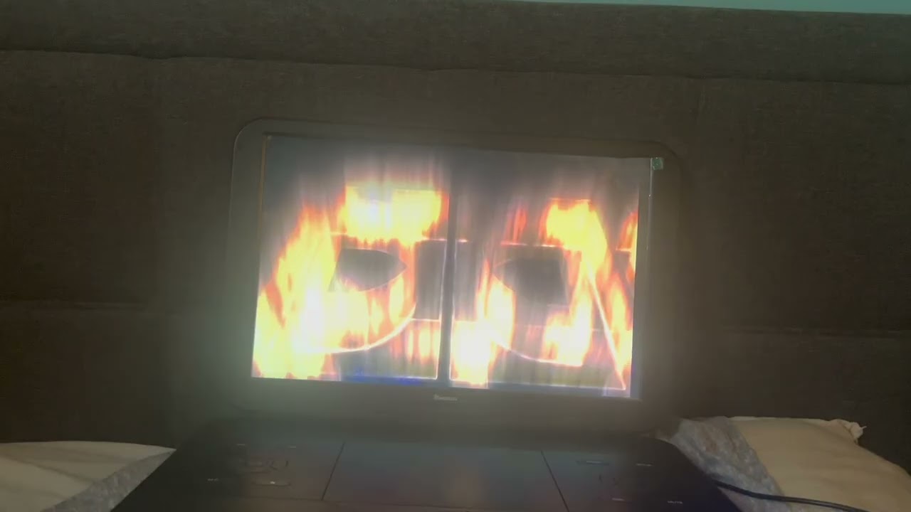 Opening to The Da Vinci Code 2006 UK DVD.