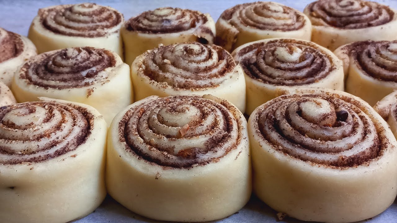 عليه الطلب بكثرة / ناجح من أول تجربة بدون بيض بعجينة قطنية وخفيفة / صلصة اقتصادية رهيبة سينابون 2022