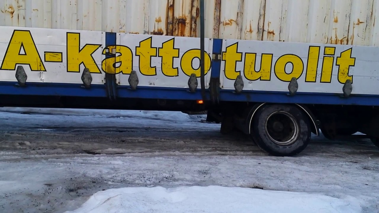 Ammattikuljettaja osaa peruuttaa isolla pieneenkin tilaan!