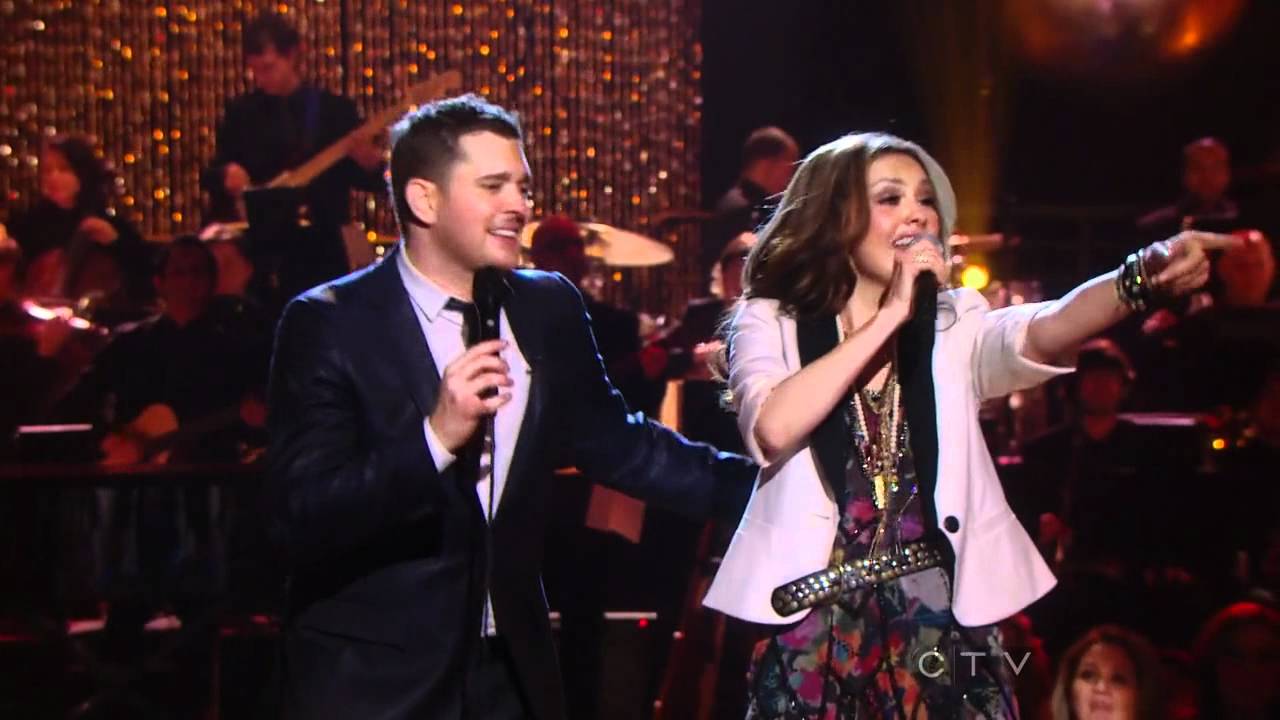 Michael Buble & Thalia  - Feliz Navidad (Mis Deseos) HDTV live