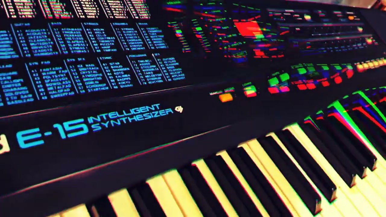 Клавиатура синтезатора Roland E-15 «Intelligent»: отлично держится даже спустя 30 лет