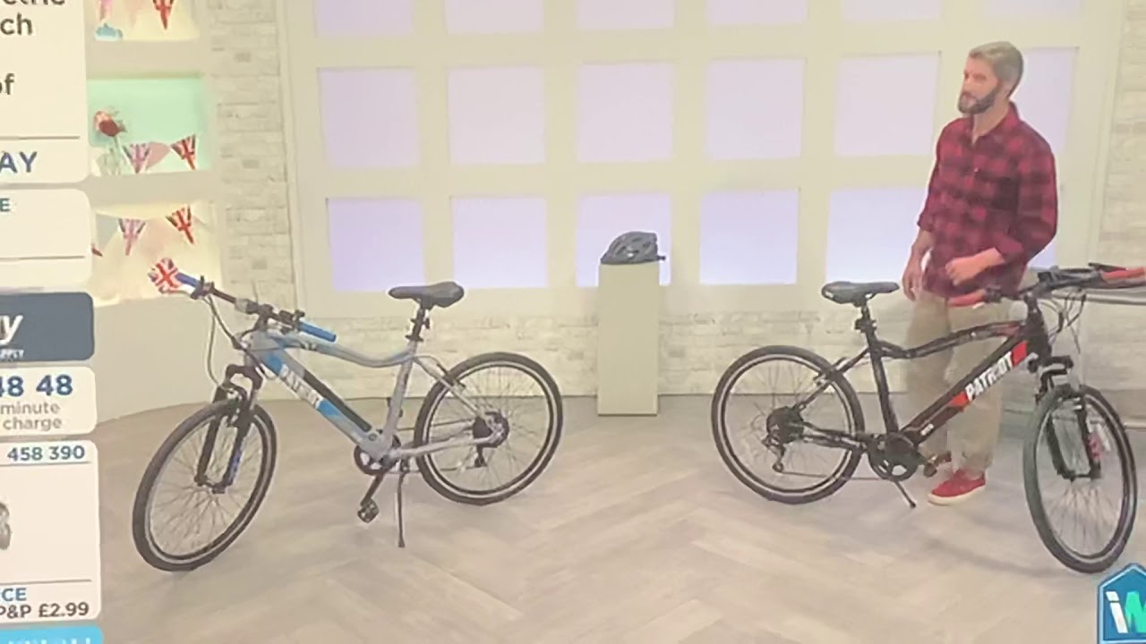 Peter Simon clumsy ideal world shopping blooper with bike