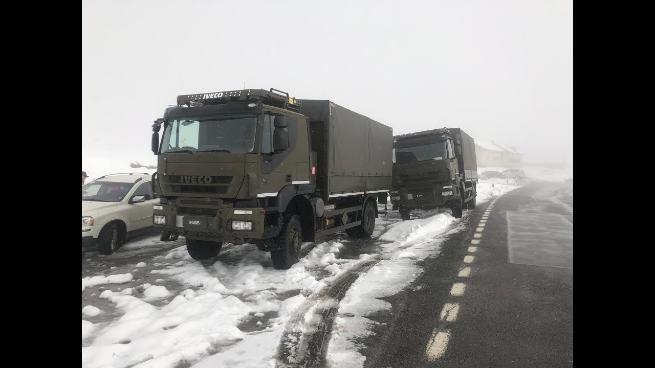 Passfahrt Andermatt-Furkapass mit Lastwagen | Motorfahrer der Schweizer Armee