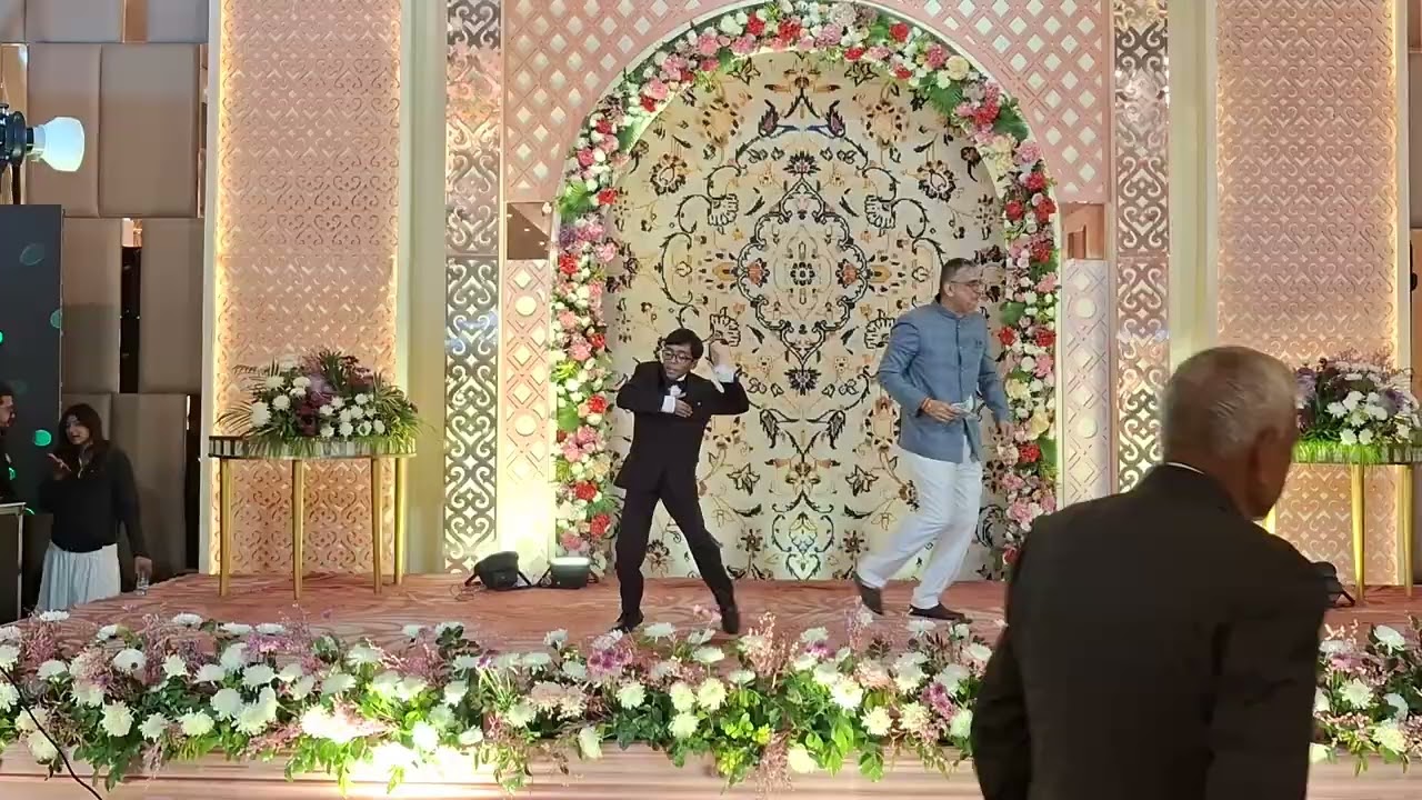 Dance on 