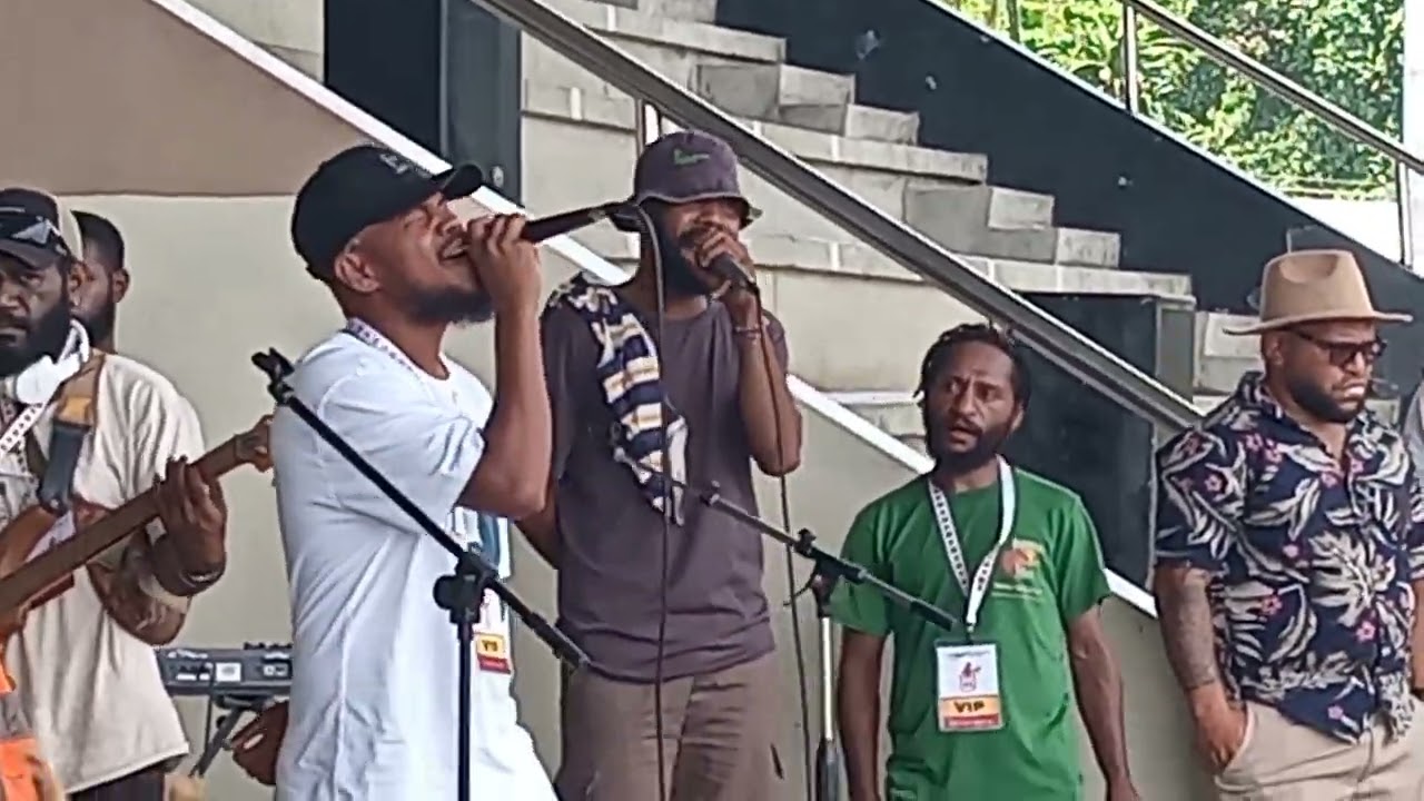 Fisix _ Maus wara _live performances video Sir lgnatius stadium _Lae city