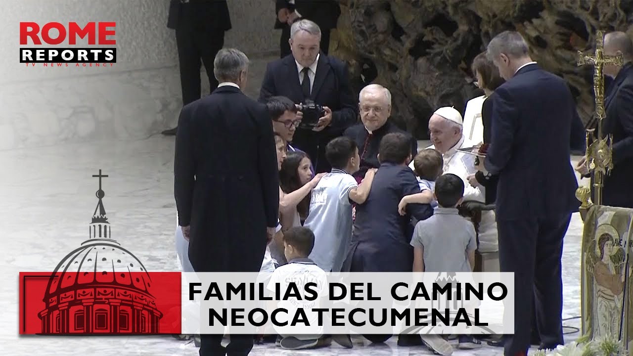 Papa se reúne con familias del Camino Neocatecumenal que irán en misión