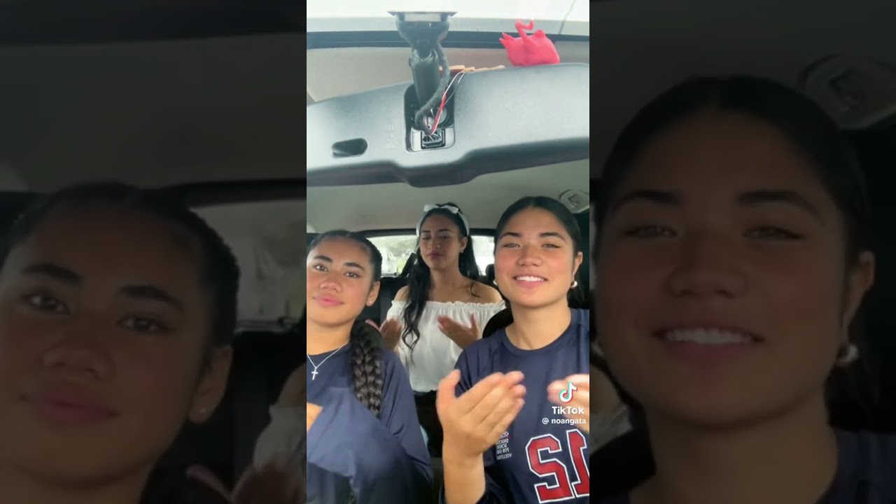 Poly TikToks (only girls )