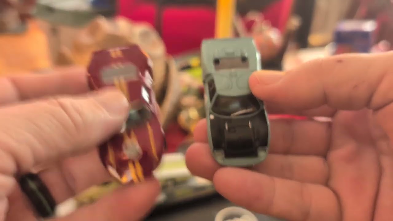 GT-40 Christmas diecast show M2 vs Majorette 