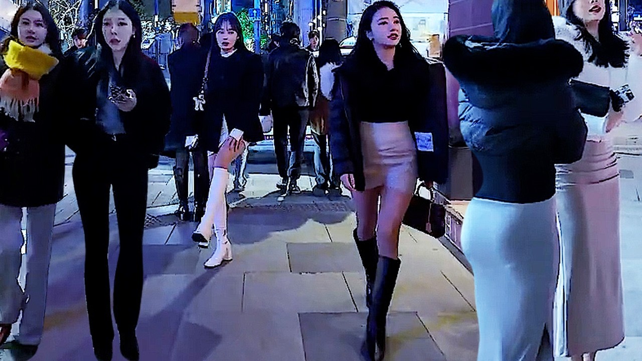 Apgujeong Rodeo Street in Gangnam, Seoul, has a lot of beauty😎😎😎😎😎 # gangnam #seoul #korea