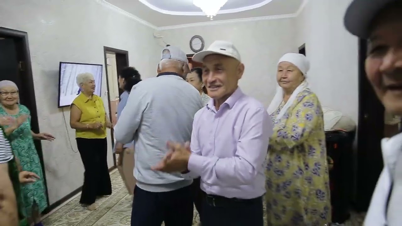 Лермонтов атындағы орта мектеп 1975 жылғы түлектердің 50-жылдық бас қосуы 01