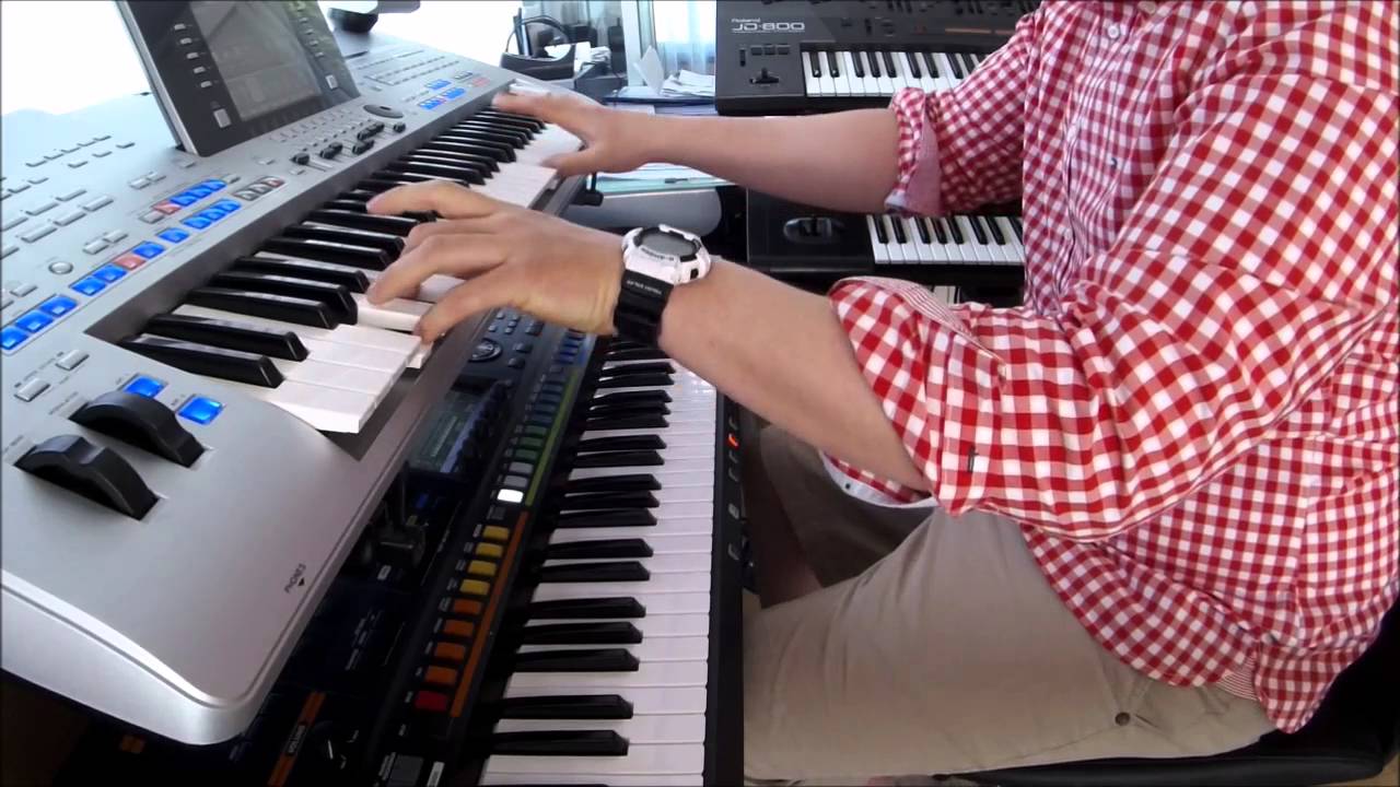 Hans Zimmer live  Madagascar Tyros4 Jupiter80 Zoosters Breakout M1 JD800