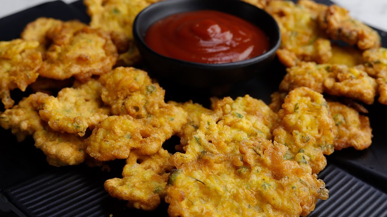 Egg Pakora | How to make crispy Egg Pakora | Easy and Quick Egg Pakora Recipe | Monsoon Snack