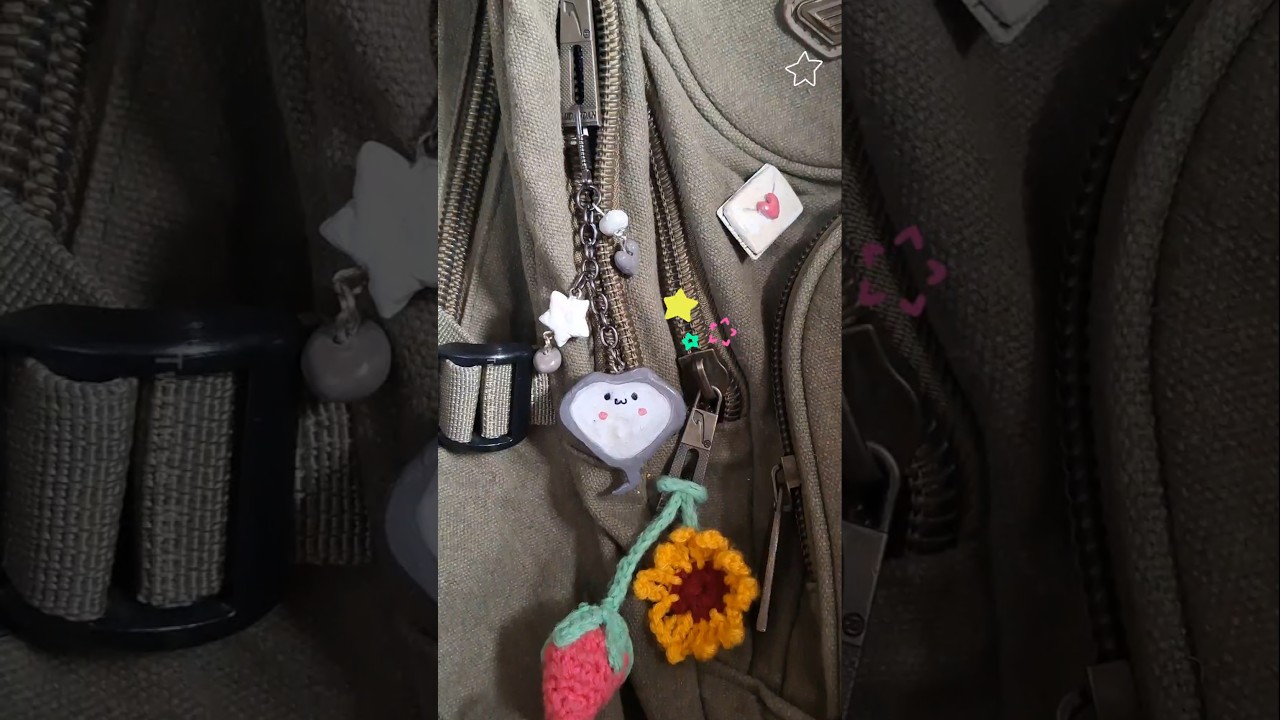 Stingray clay keychain 🎐