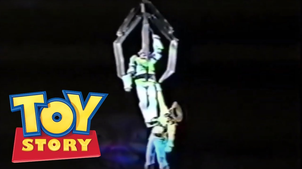 Walt Disney World on Ice - Pizza Planet Scene | 1996