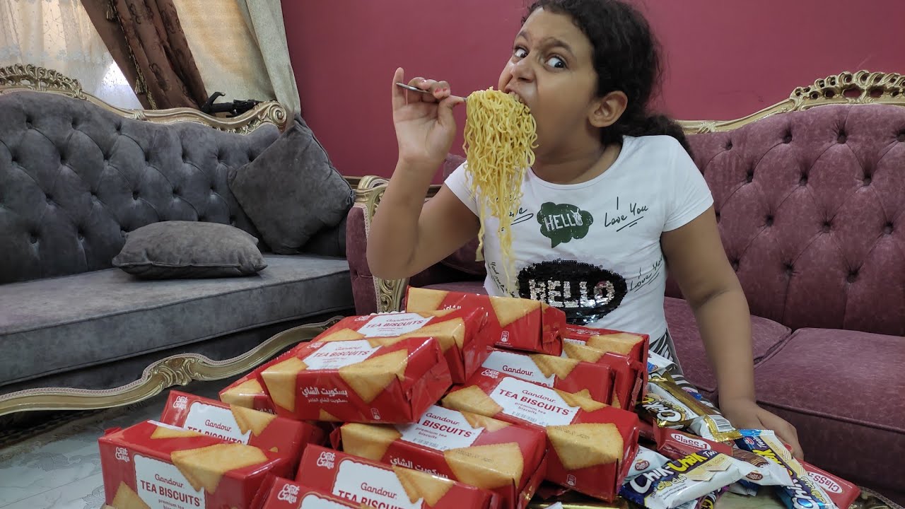 مفجوعة الأندومي والبسكويت 😱