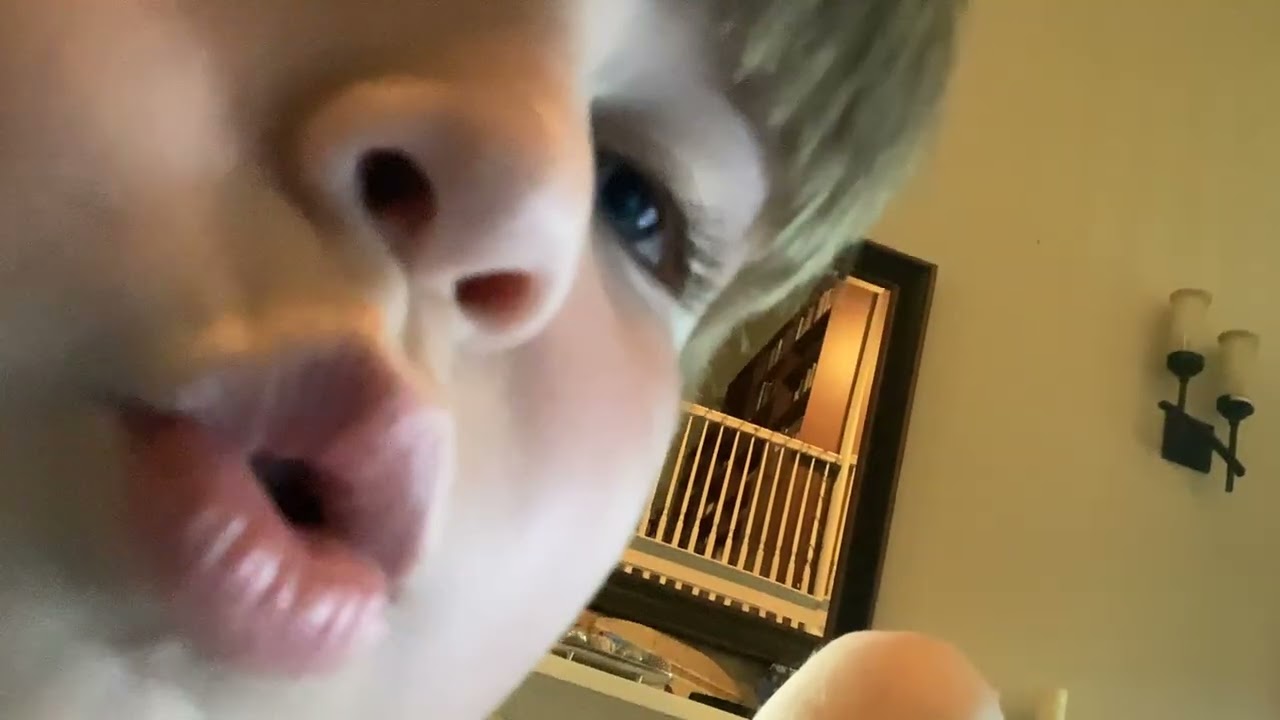 Spanish Storytime S1 E1 “One Thing”