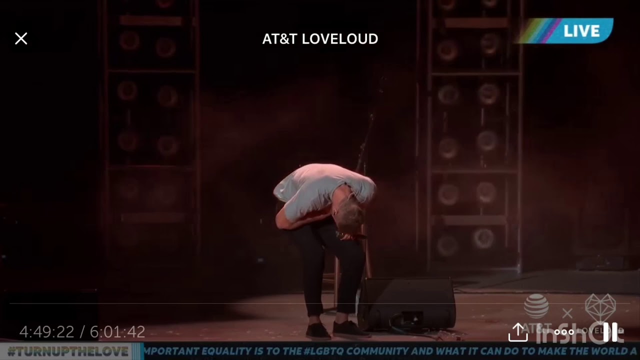 Dan Reynolds in tears at the loveloud festival
